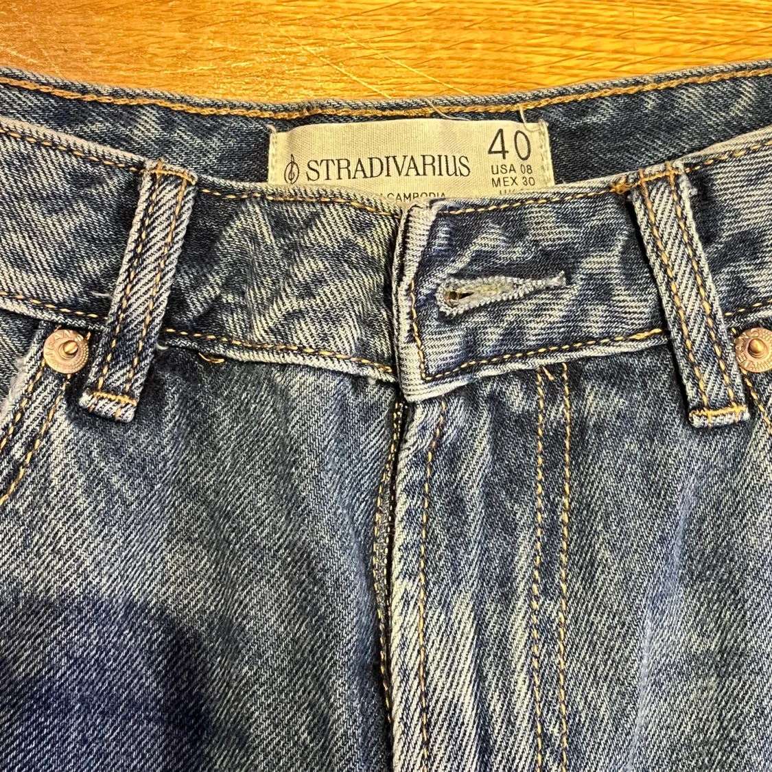 Blå jeans från Stradivarius