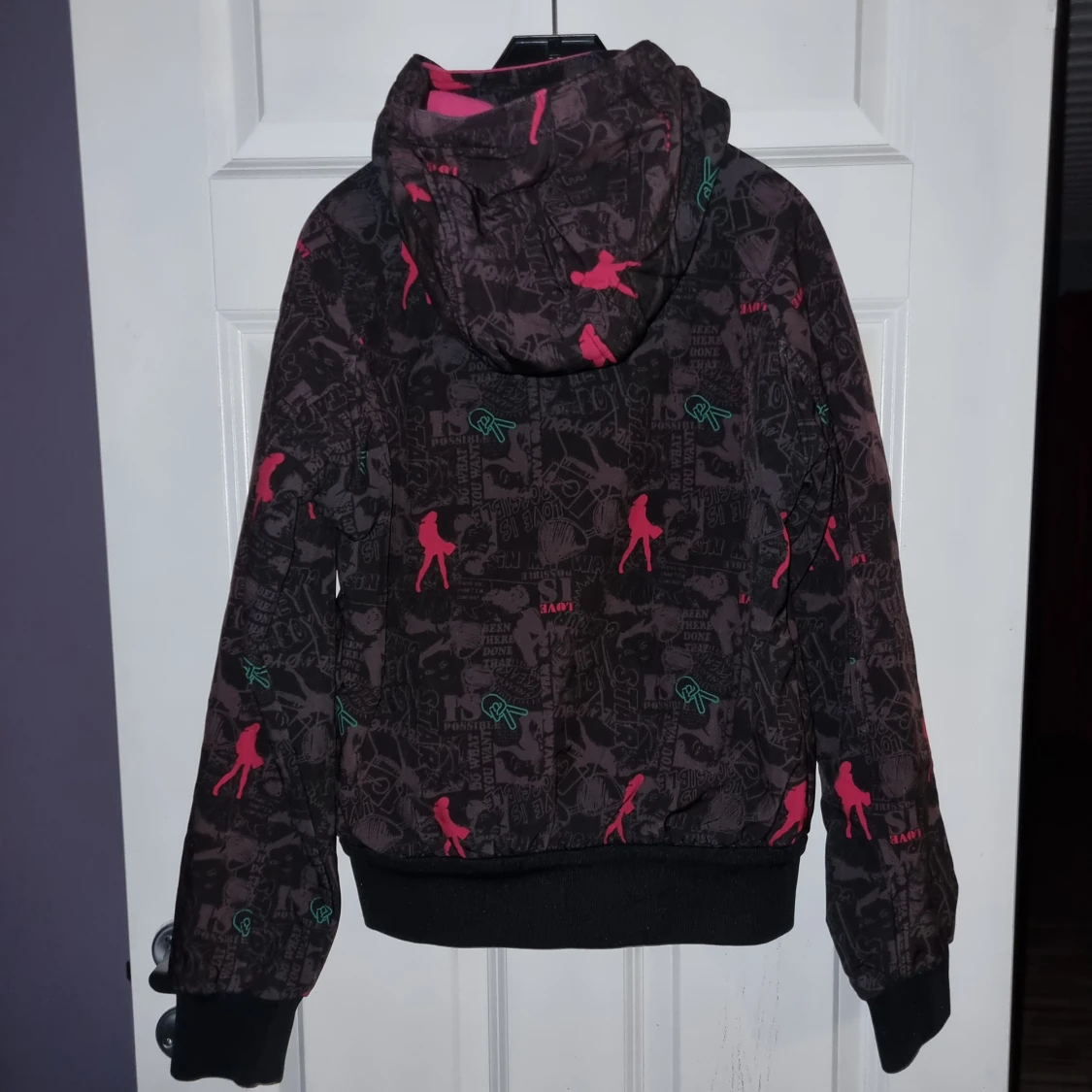 Mönstrad softshelljacka från KappAhl - 1