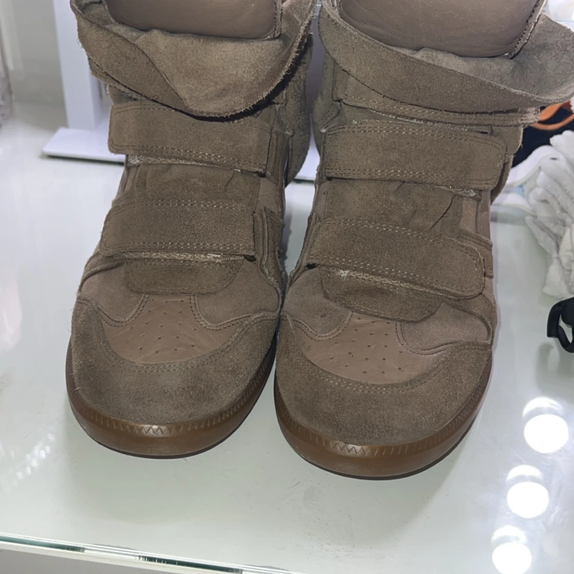 Beige sneakers från Isabel Marant - 90