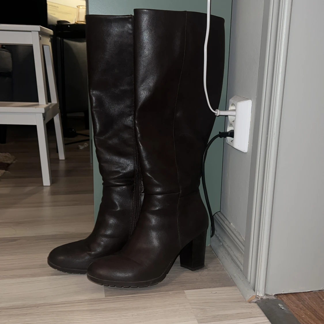 Bruna stövlar med klack - 90