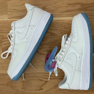 Nike Air Force 1’07 LX Uv Reactive  - Size: 36,5 Art.Nr: DA8301-100 