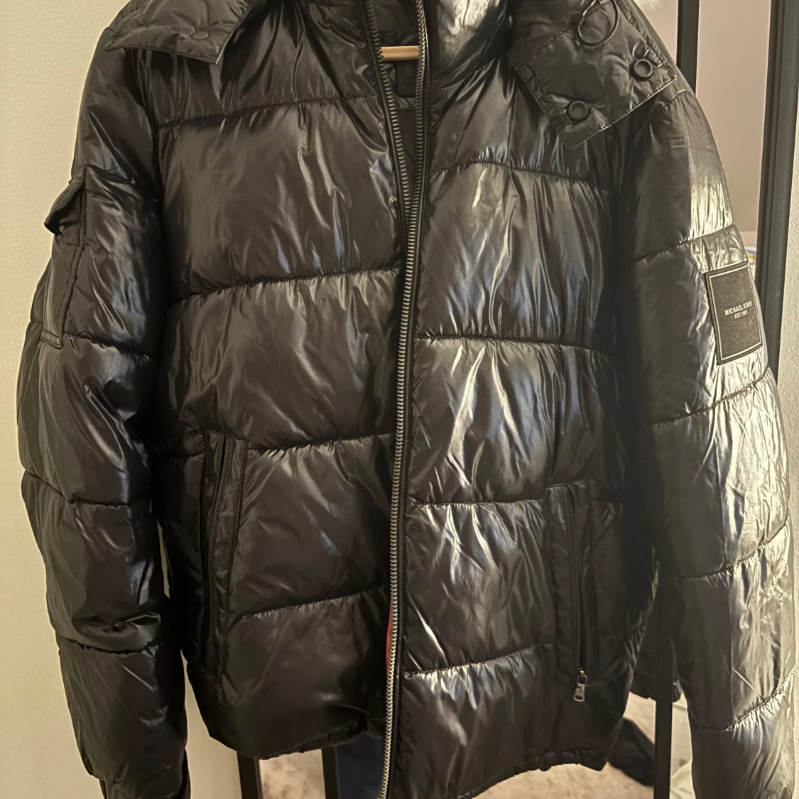 Svart pufferjacka från Michael Kors