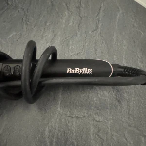 Locktång från babyliss - Locktång, som gör fina lätta lockar.