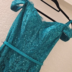 Festklänning xs  - Festklänning 