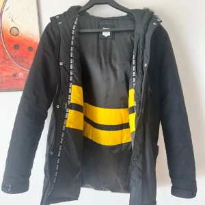 Hugo Boss jacka - Bra skick Storlek M