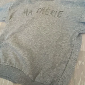 Gina Hoodie - Säljer den här hoodien från Gina eftersom jag inte tycker om den längre