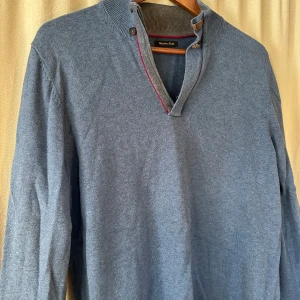 Massimo Dutti halvzip - Fint skick och skönt material. Hör av dig i pm vid minsta fundering!