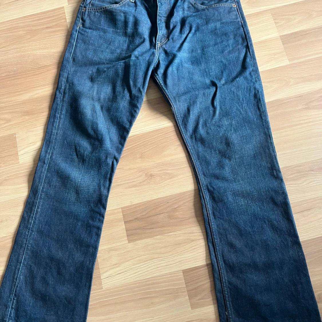 Levi's jeans i blå denim - 91