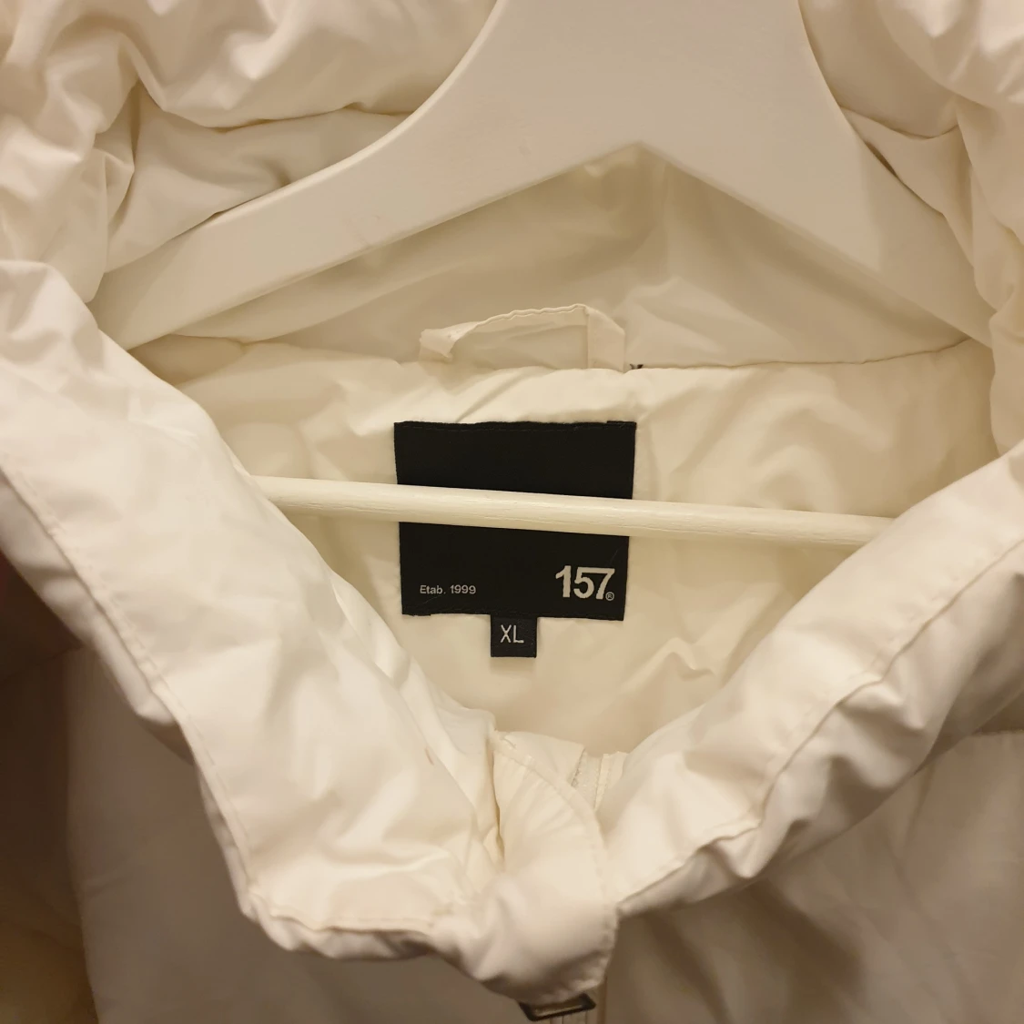 Vit pufferjacka  - 2