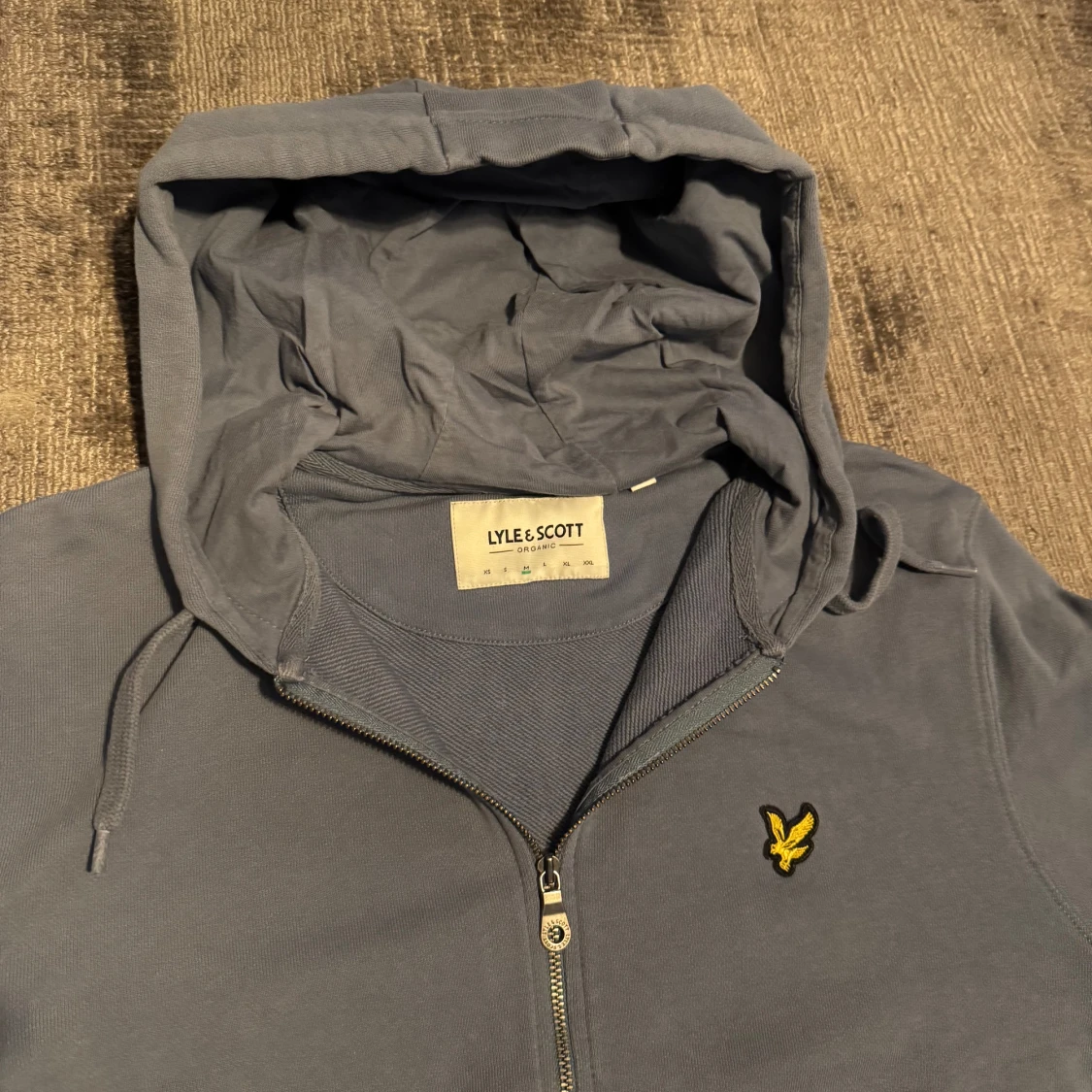 Ljusblå hoodie - Lyle & Scott - 91