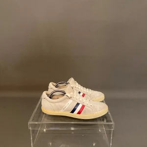  Moncler - Moncler sneakers | skick: 9/10 | storlek 41 eu