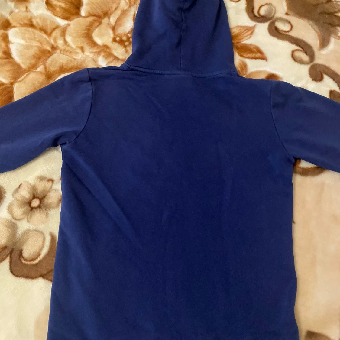 Blå hoodie från Peak Performance - 91