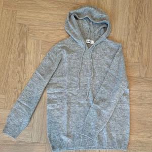 G.O.T Merino hoodie - Grå Medium
