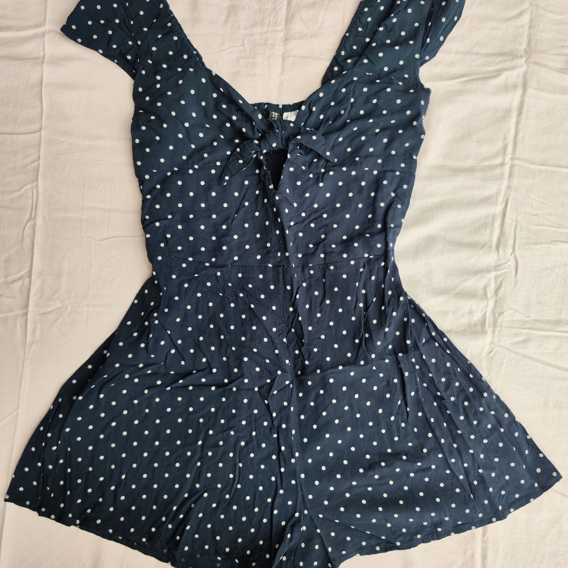 Jumpsuit med prickar - 91