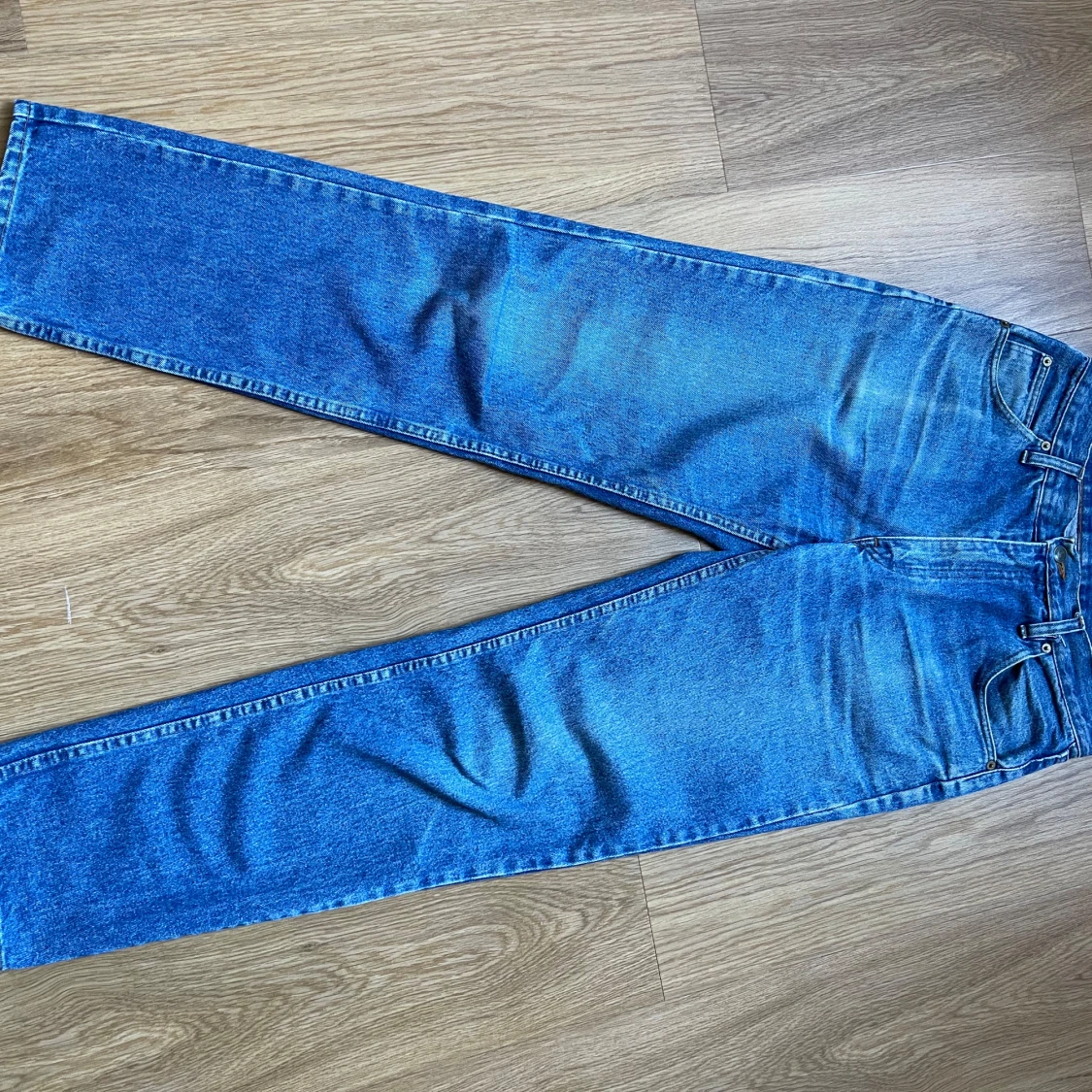 Snygga Armani jeans - 2