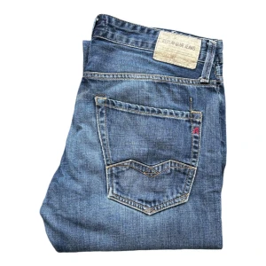 Replay Jeans - Riktigt feta replay jeans med go färg. Bra passform. Kom dm vi fler frågor👍