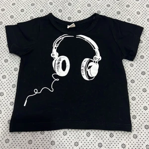 Barnkläder  - T-shirt