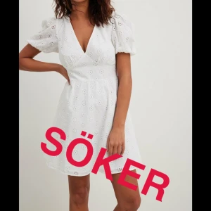 Vit nakd klänning - Söker även denna vita klänning från nakd i storlek 32 alt 34. På hemsidan heter den ”ANGALISE PUFF SLEEVE” 