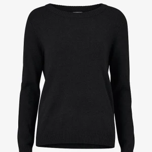 Svart tröja från VILA - En svart stickad tröja från vila som är lite använd så i väldigt bra skick.💓