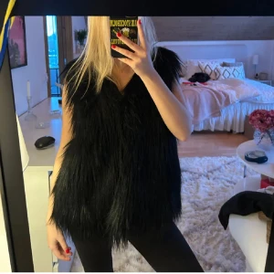 Pälsväst - Från dry lake!🖤