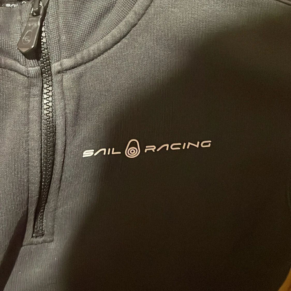 Svart tröja från Sail Racing - 90