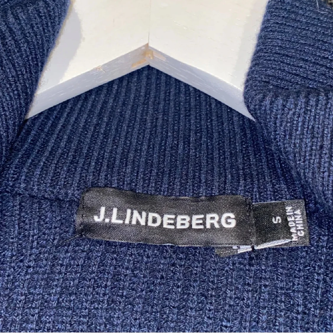 Mörkblå jacka från J.Lindeberg - 2