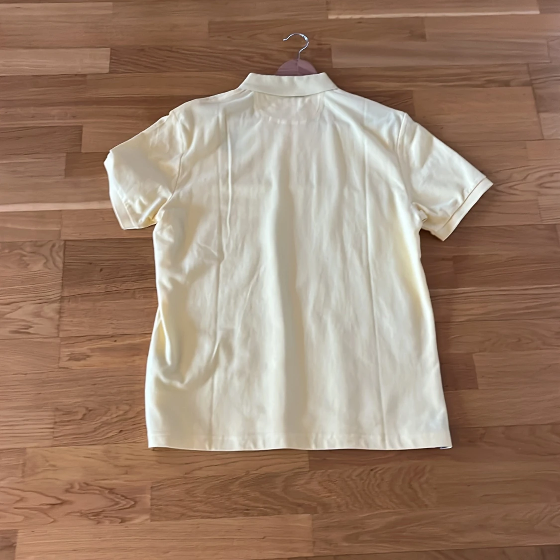 Gul pikétröja från Hackett - 1