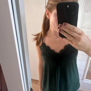 Snyggt spetslinne💗💗 - Väldigt snyggt linne från new Yorker☺️