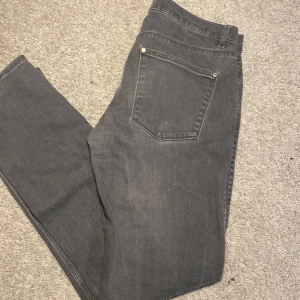 Acne jeans - Säljer dessa Acne jeans| Storlek W31 W32 | Priset är ej hugget vid snabb affär | Hör av er vid frågor//