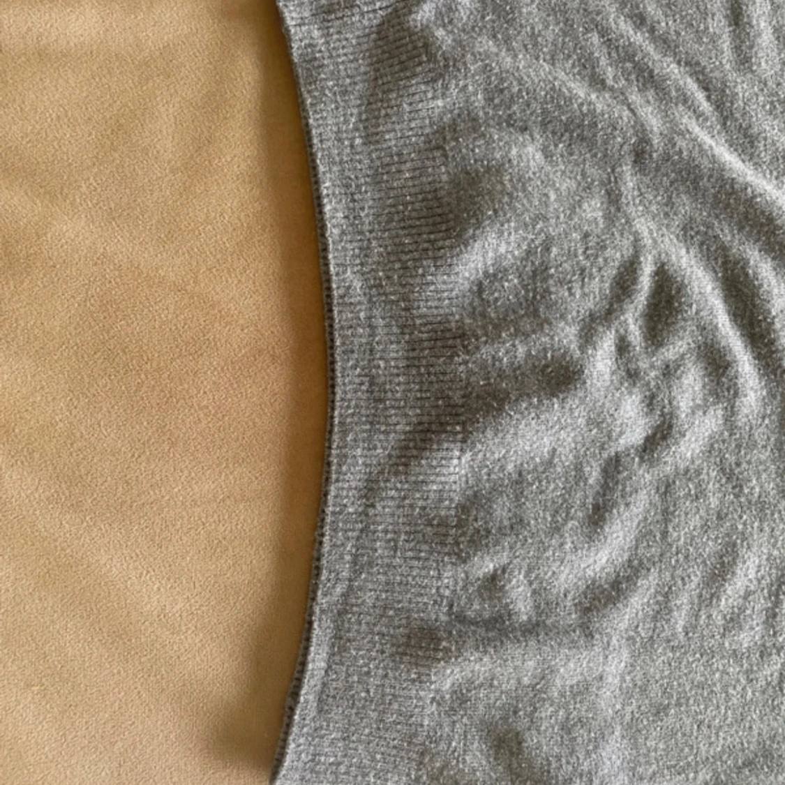 Grå kortärmad tröja från H&M Divided - 2