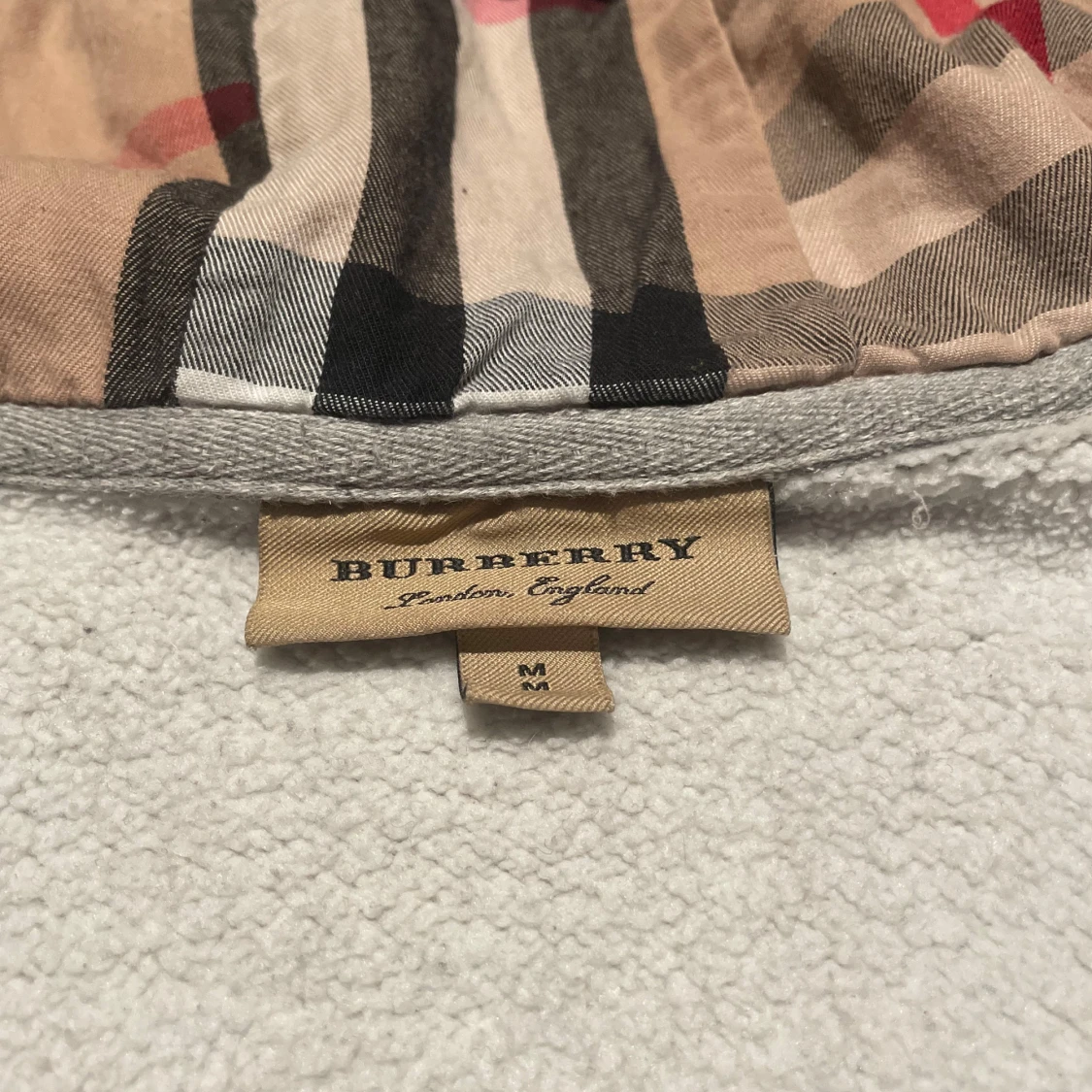 Grå ziphoodie från Burberry - 2