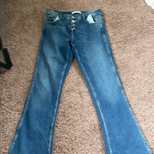 Jeans  - Säljer min fina zara jeans för att kommer inte till användning stolek 13-14 år 