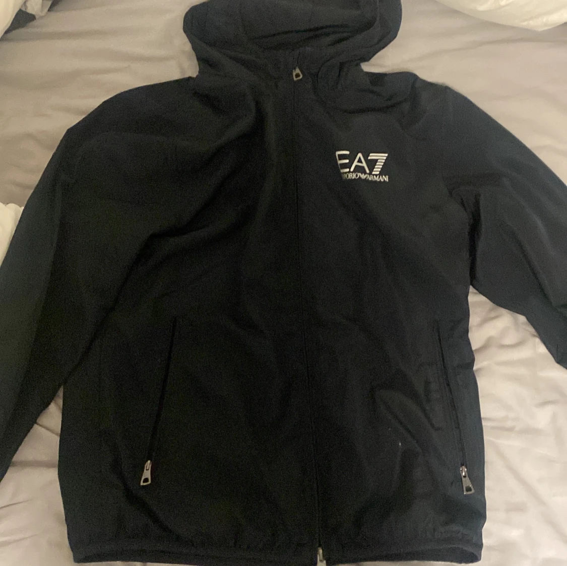 Ea7 vindjacka