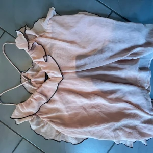 Linne - jätte coolt linne från zara💕💕