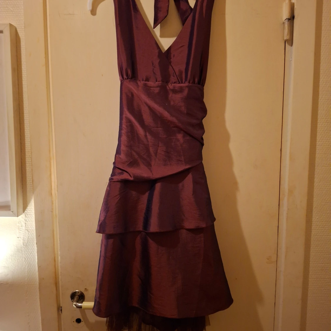 Vinröd klänning strl S - 1
