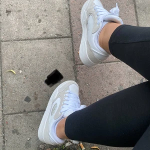  Originals ADI2000 X - Säljer mina adidas skor då dom ej kommer till användning längre, dom är använda ett fåtal gånger super fina och inga fel finns på dom. Storlek 38,5