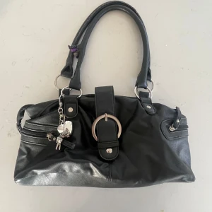 vintage väska  - svart vintage väska 