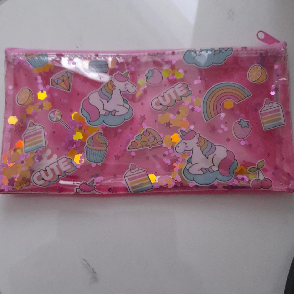 Rosa glittrig plånbok med enhörningsmotiv