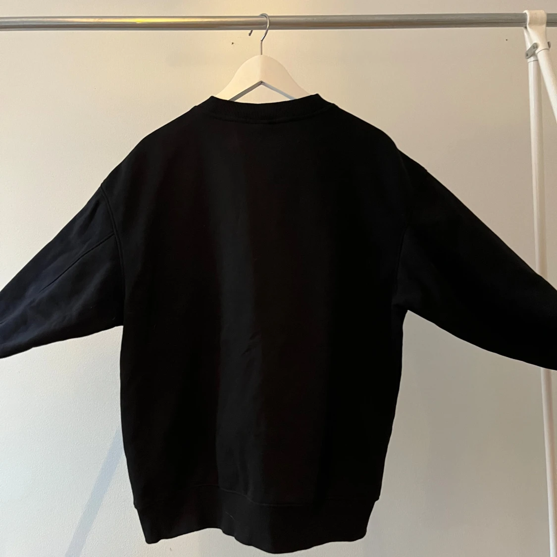Sweatshirt svart - 1
