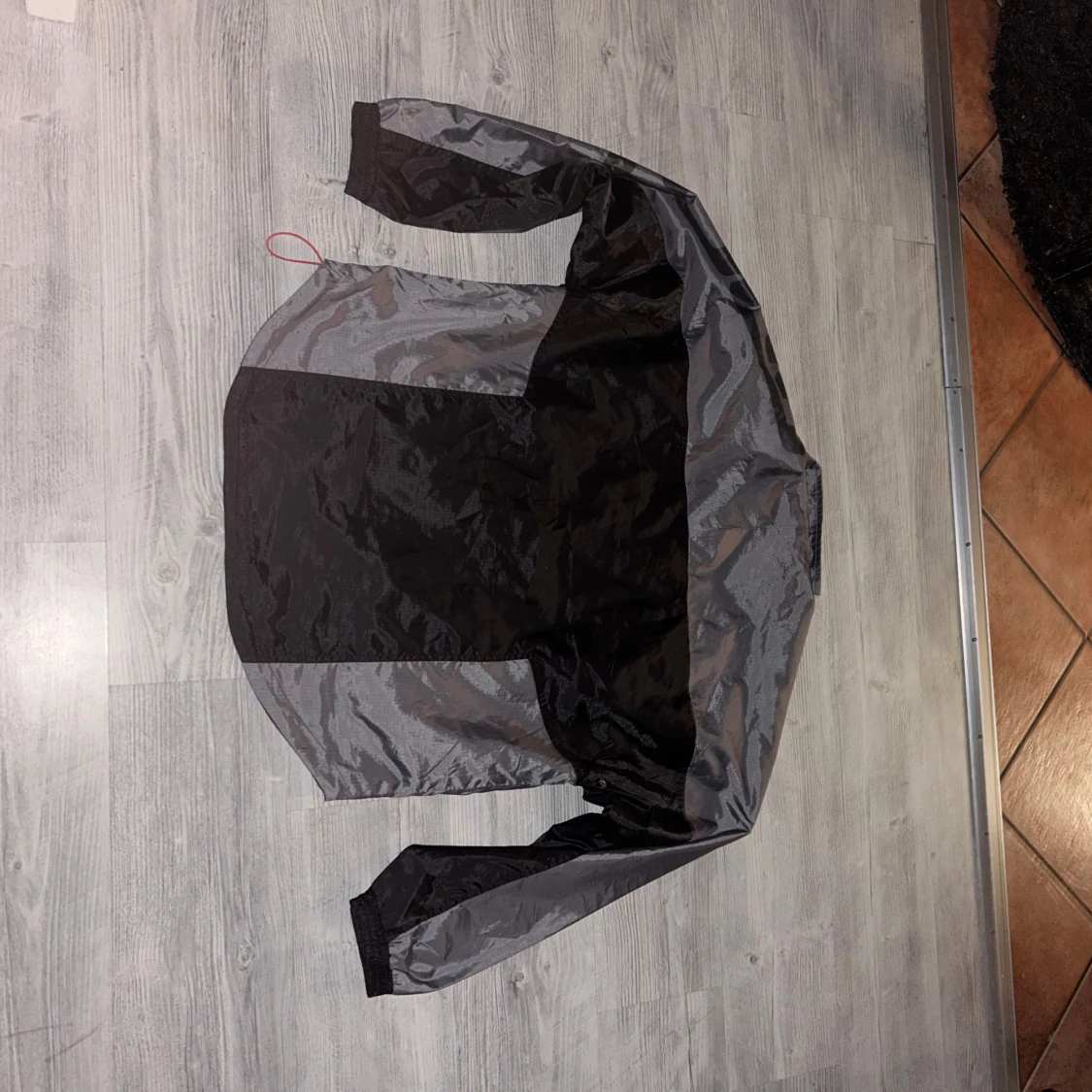 Svart och grå vindjacka från Gasp - 1