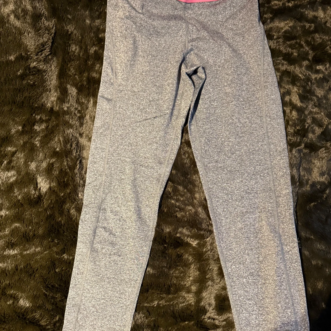 Grå leggings från BLCG