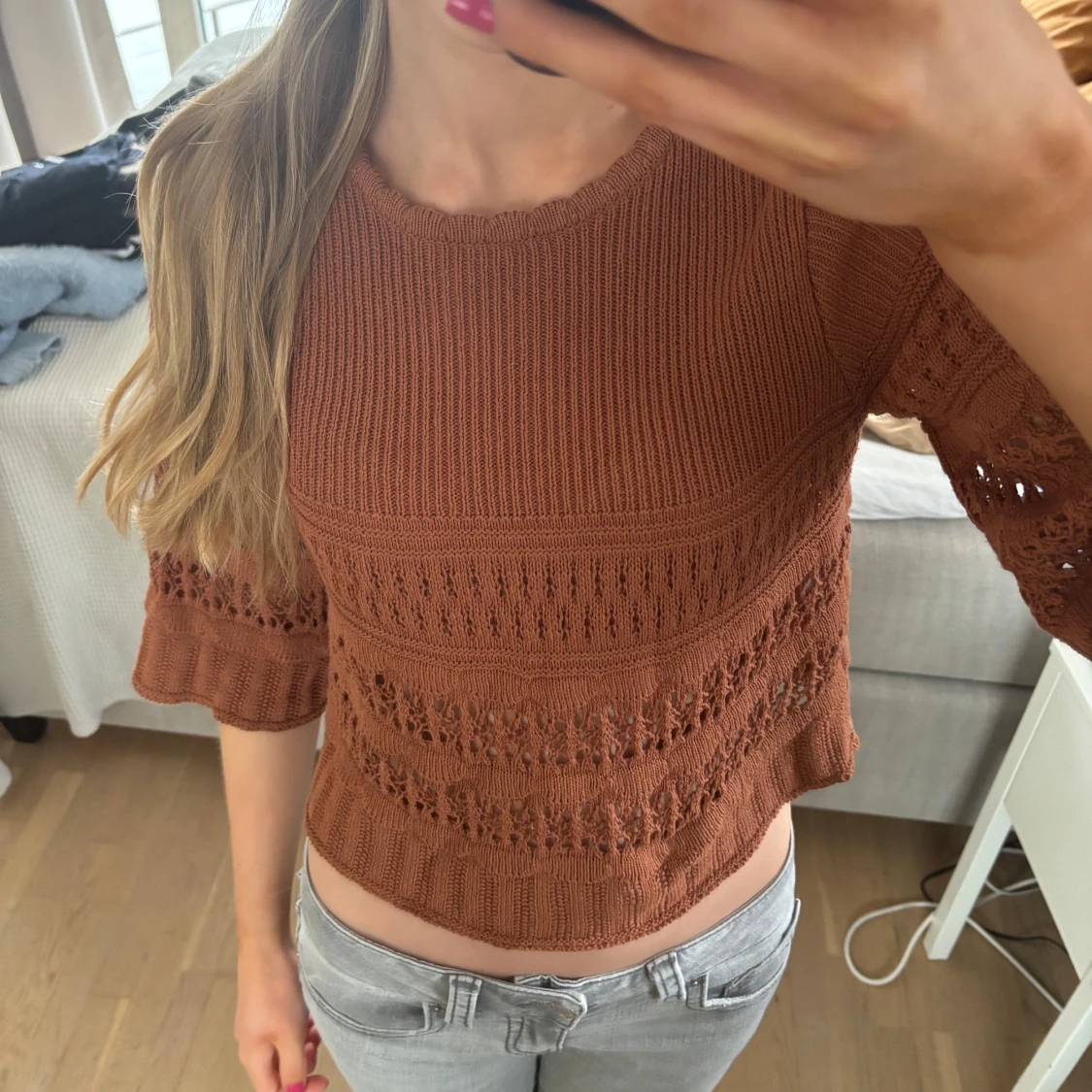 Orange/brun stickad tröja från Mango