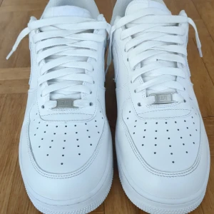 Air force 1 - Air force 1 använd 1 gång stl 44,5