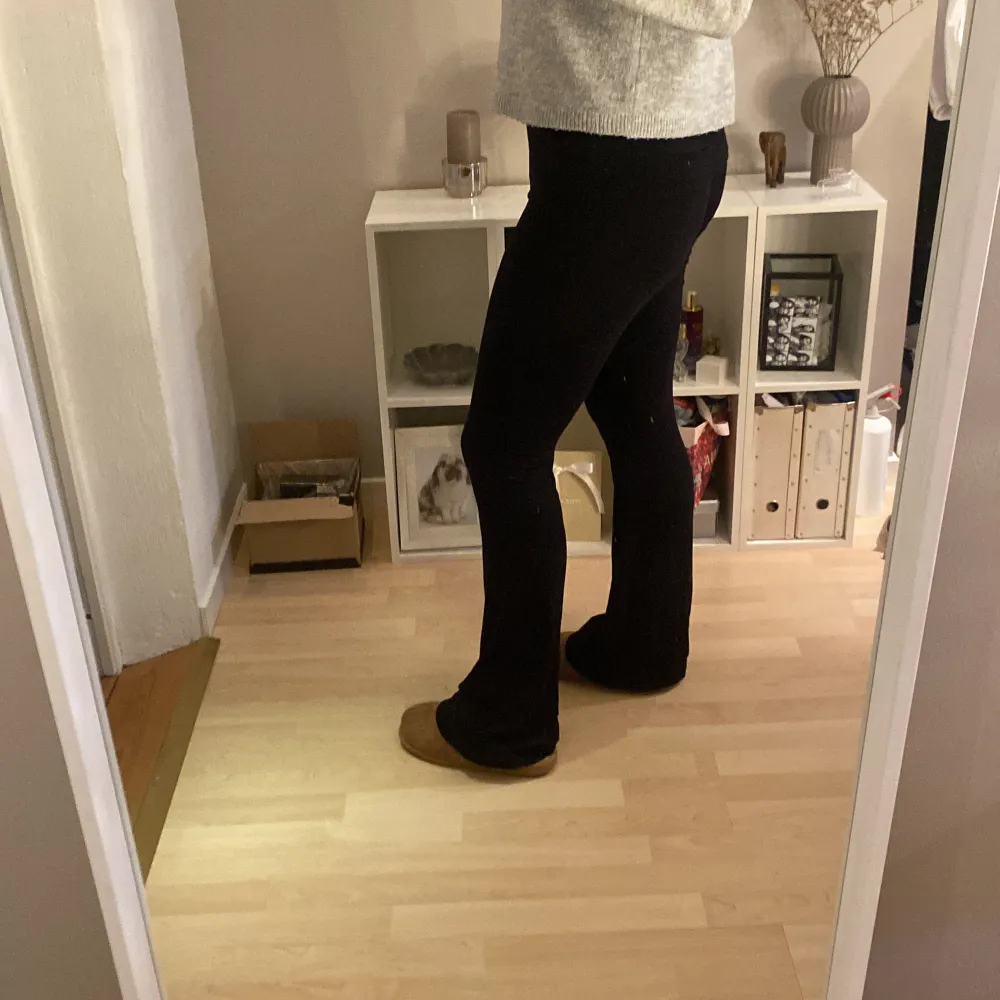 Yoga pants från lager 157. I jättebra skick. . Jeans & Byxor.