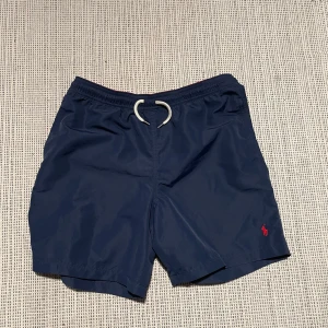 Ralph lauren badbyxor - Utmärkt skick. Använd max 2 gånger 