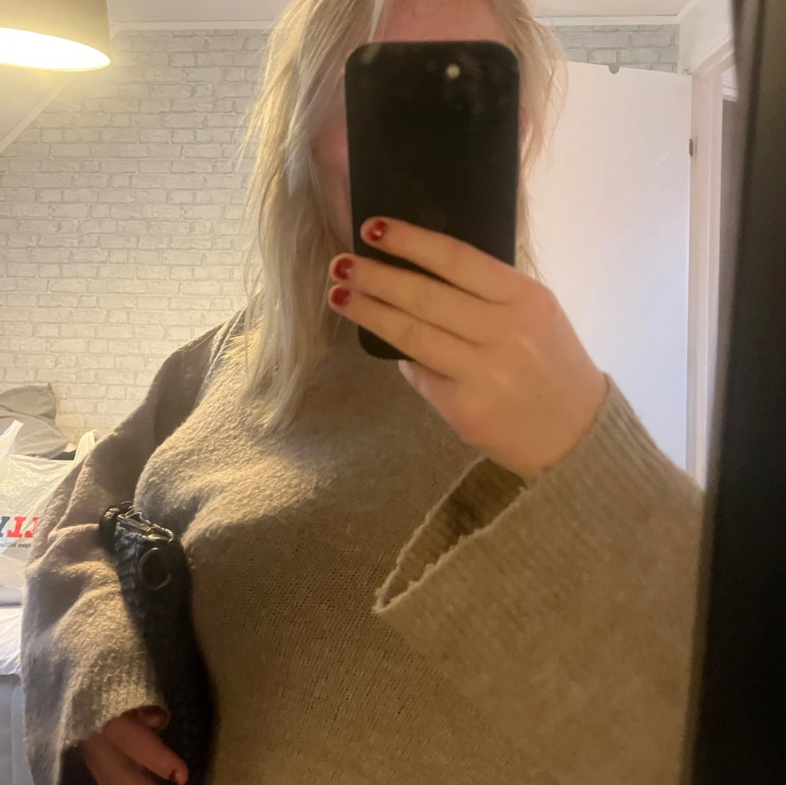 Beige stickad tröja - 91