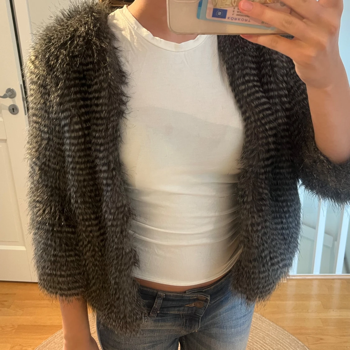 Grå pälsjacka från NA-KD - 90