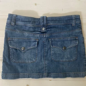 Jeanskjol - Jätte fin kort jeanskjol i storlek 34. Jätte bra skick