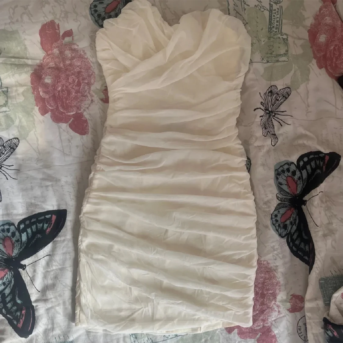 Vit klänning från Rare