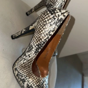 Klackar 👠  - Stl:37 Jätte fina❤️🌸